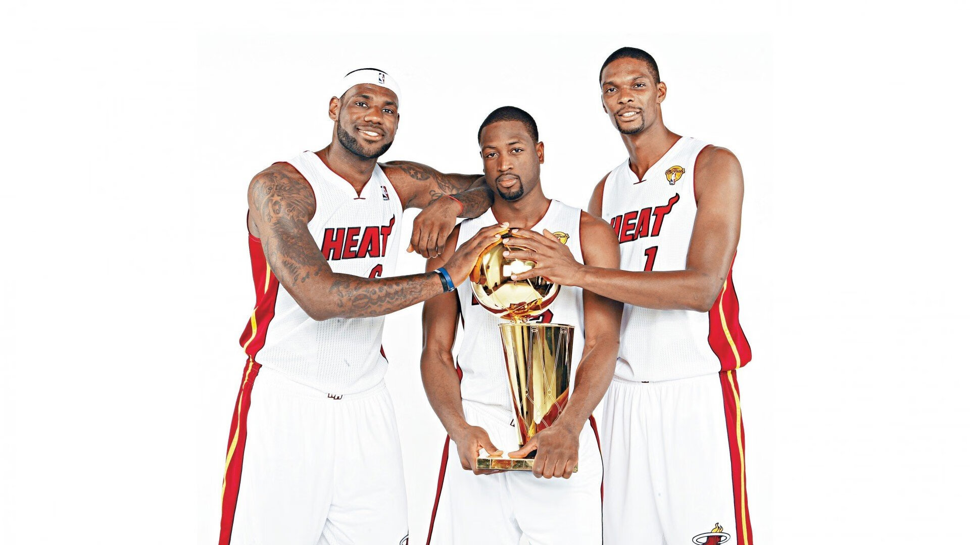 现役最强公务员？维金斯数据新低引质疑