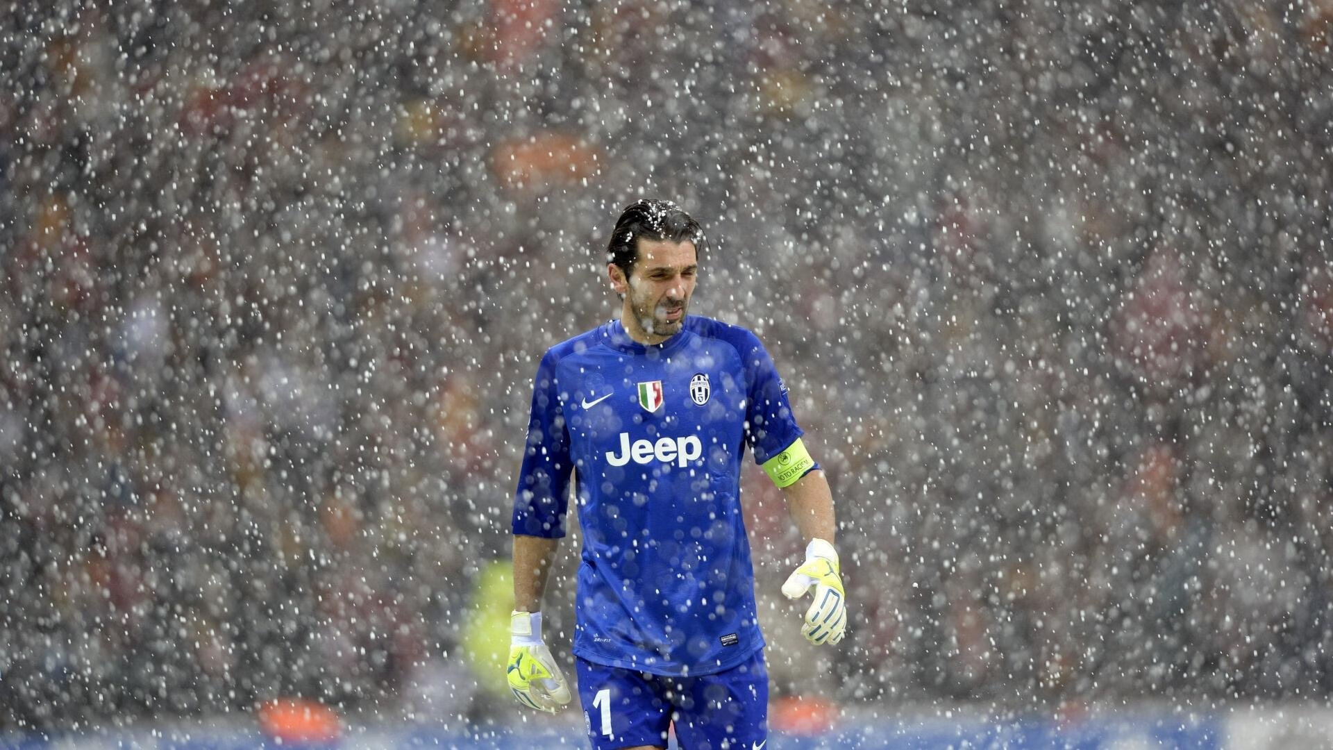 曼联加强阵容补强,安德森成为冬窗引援目标,曼城门将安德森