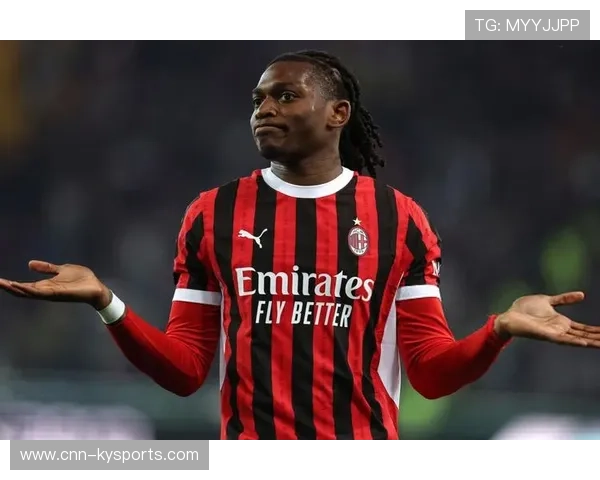 莱奥内切抽射,罗马门将飞身扑出,巴西门将莱奥